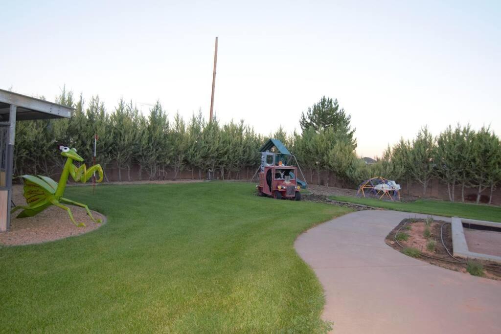 Tacit Shadow Resort Paradise Deluxe Suite, Gym, Coffee Bar, Hot-Tub, Free Laundry, Food Available Parowan Exterior foto