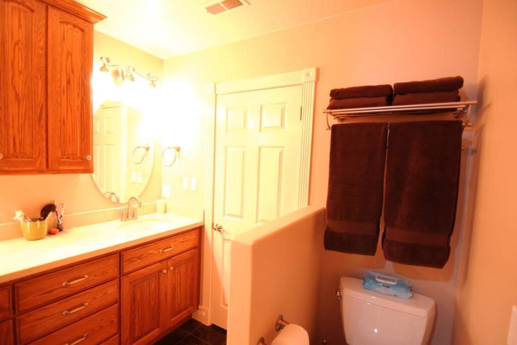 Tacit Shadow Resort Paradise Deluxe Suite, Gym, Coffee Bar, Hot-Tub, Free Laundry, Food Available Parowan Exterior foto